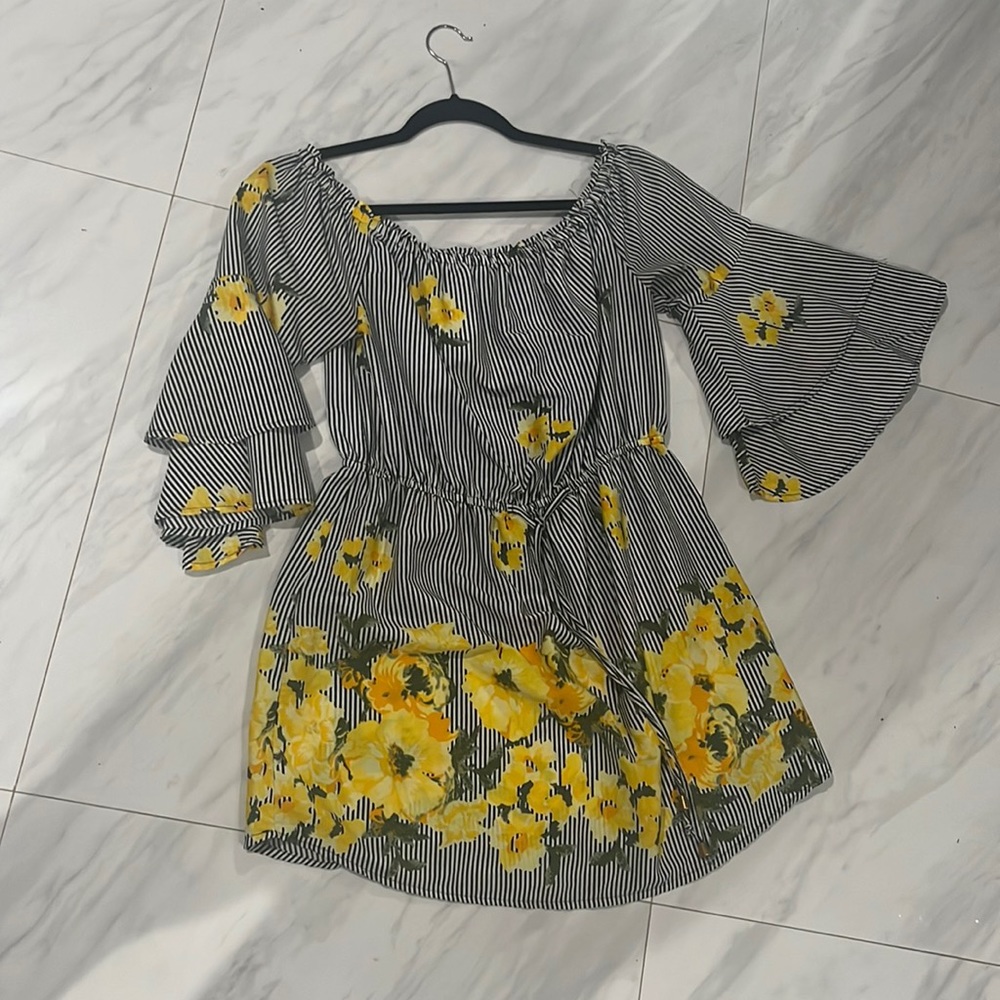 Cute yellow mini dress